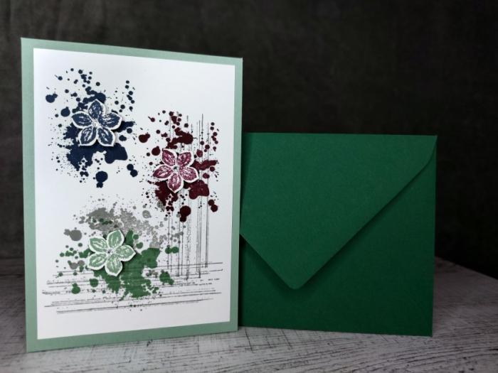 Grußkarte mit Blüten Grün handgemacht